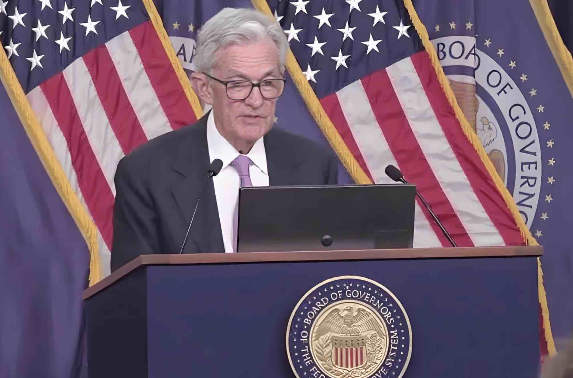 美国联邦储备委员会18日宣布 - 美联储降息50个基点